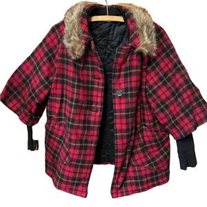 Unique fur collared vintage plaid wool coat